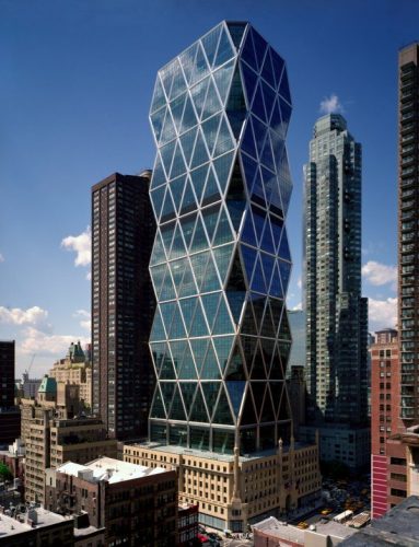 A Hearst Tower, primeiro arranha céu verde de Manhattan, Nova York. 